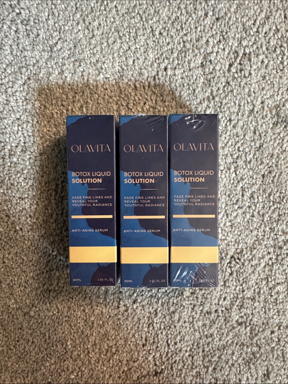 Avita Botox Liquid Solution Serum in Navy Blue and Yellow Packaging